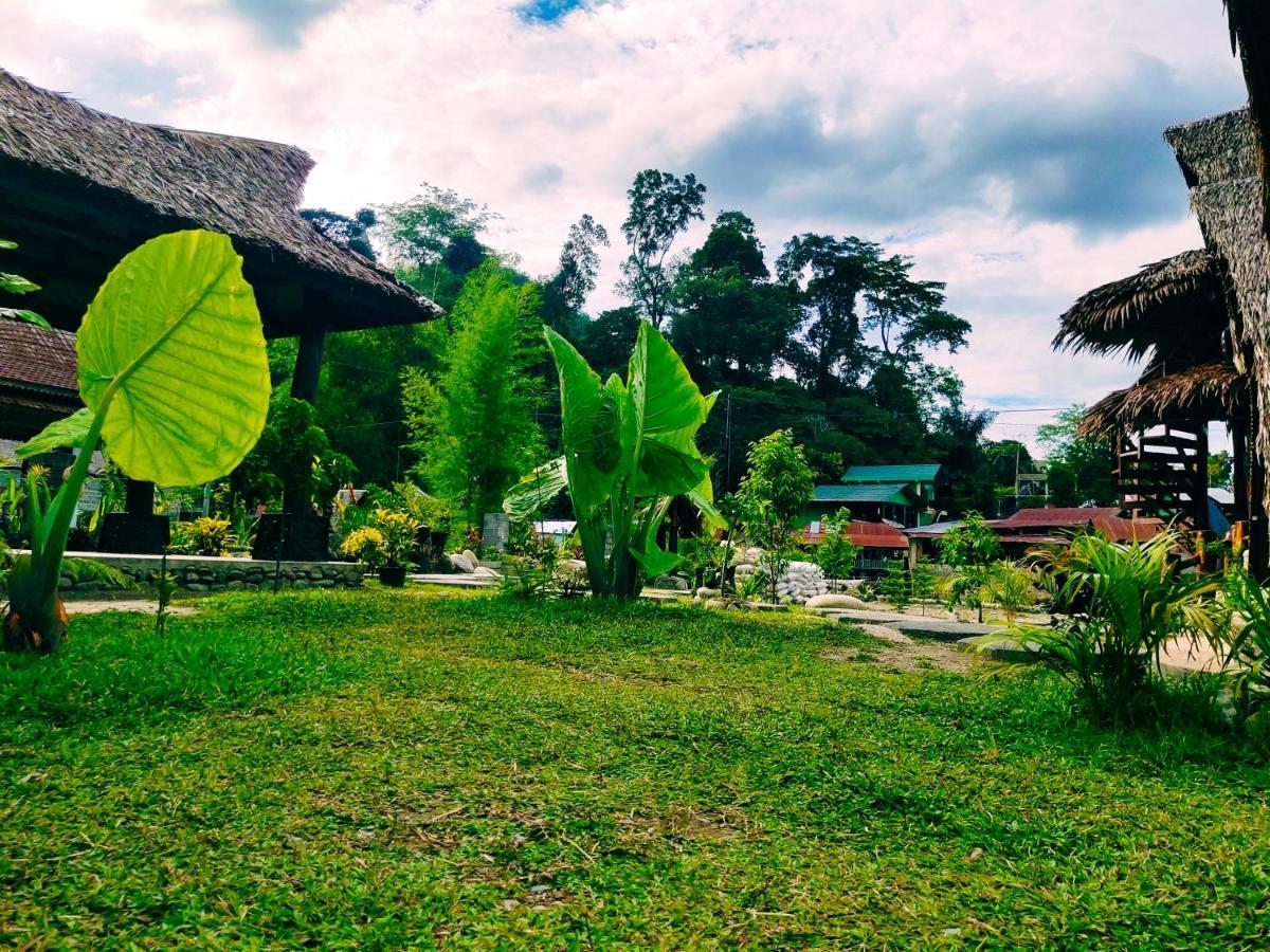 Green Travelodge Bukit Lawang Kültér fotó