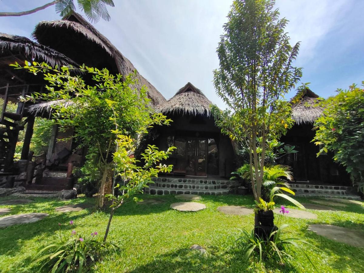 Green Travelodge Bukit Lawang Kültér fotó