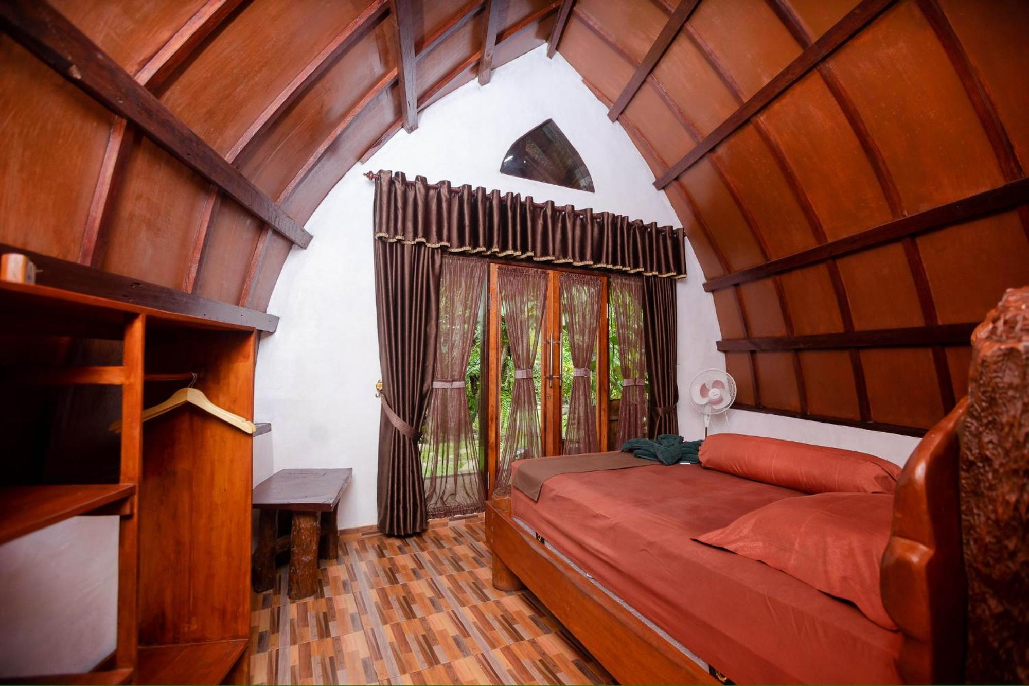 Green Travelodge Bukit Lawang Kültér fotó