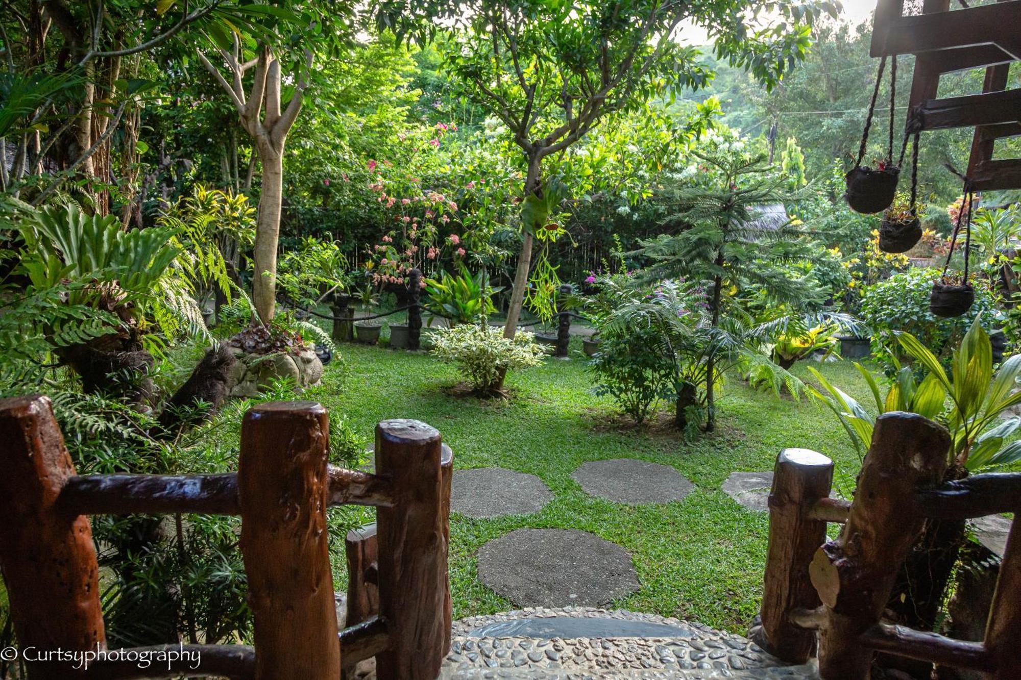 Green Travelodge Bukit Lawang Kültér fotó